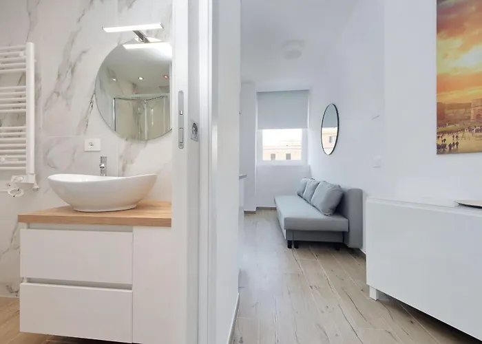 Via Appia New Modern Flat - Near Metro San Giovanni Appartamento